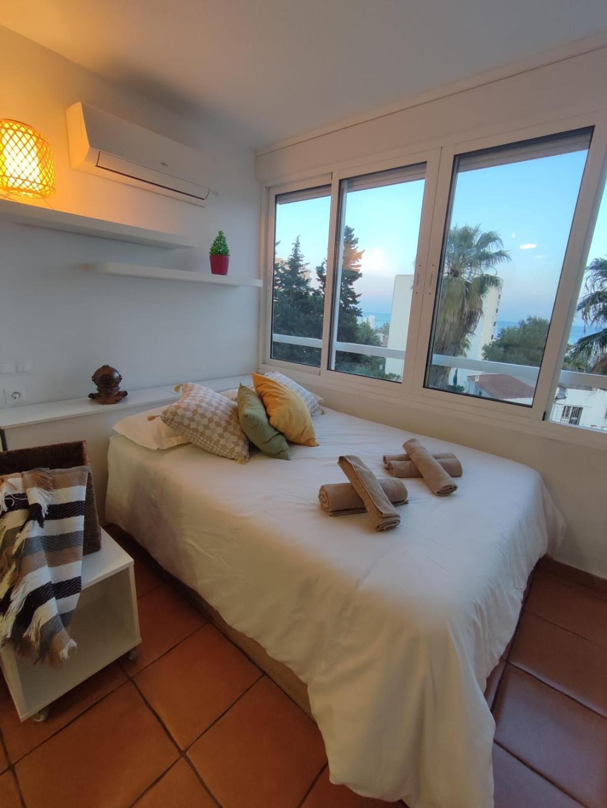 Ferienwohnung La Ventana De Puerto Marina Benalmádena Exterior foto